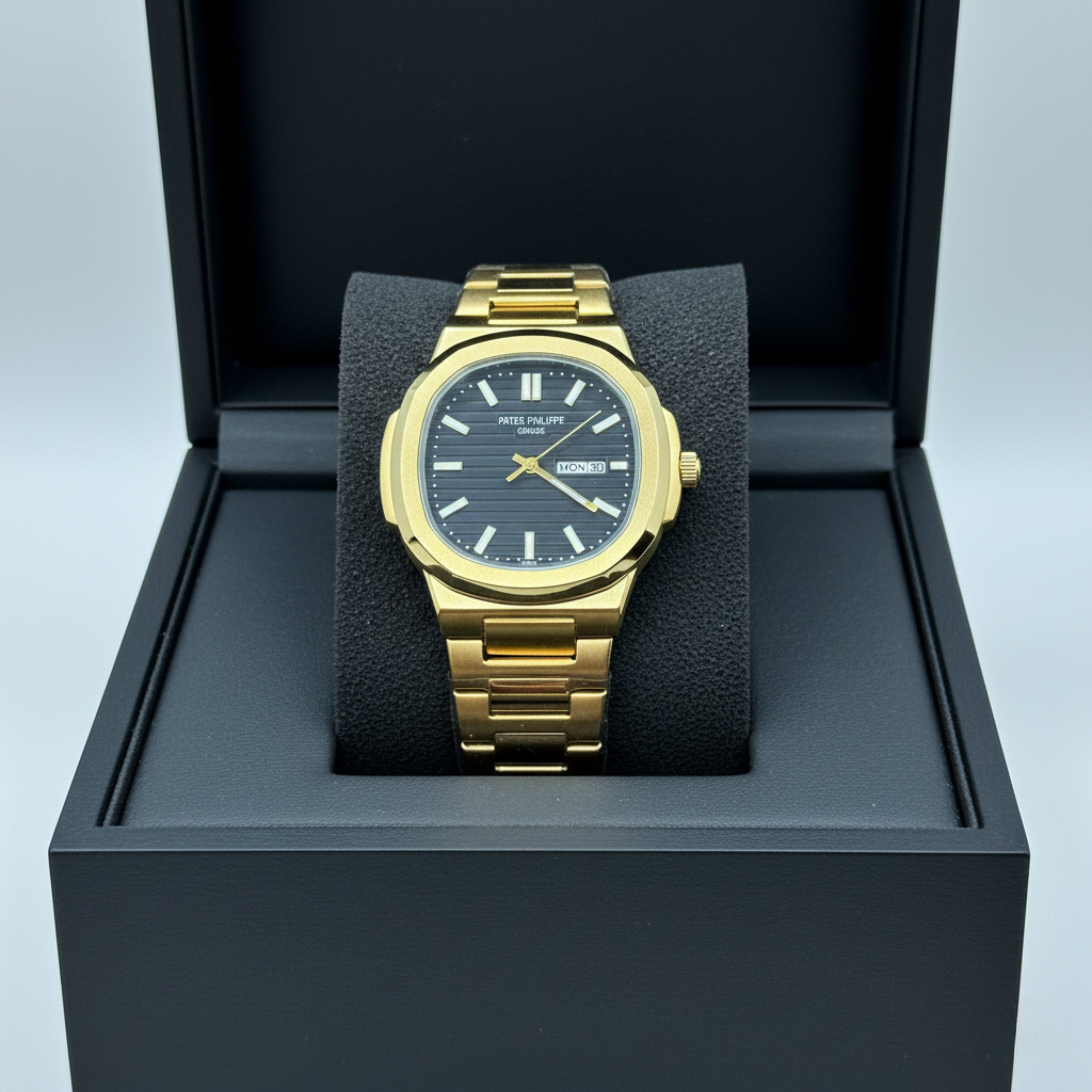 Patek philip golde. With black dial Date working