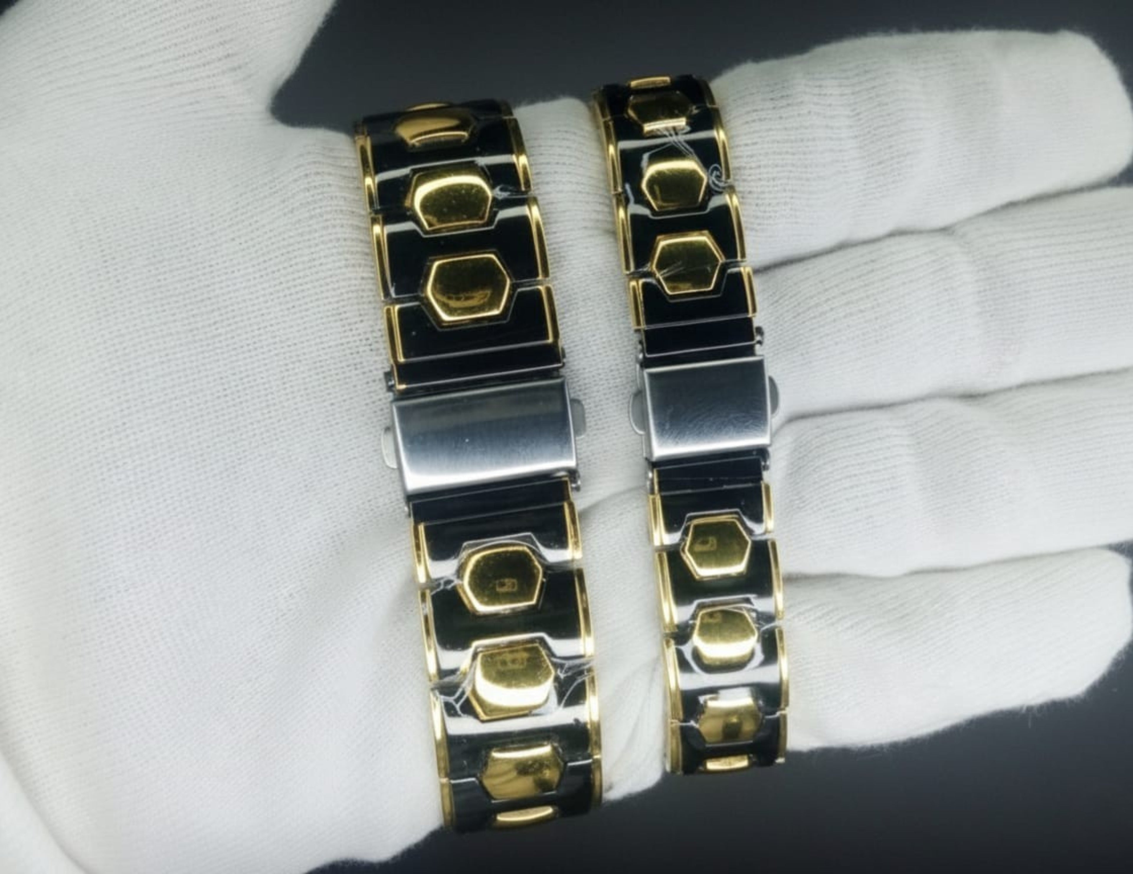 Elegant Black & Gold Quartz Watch Set for Him & Her – IIK Collection