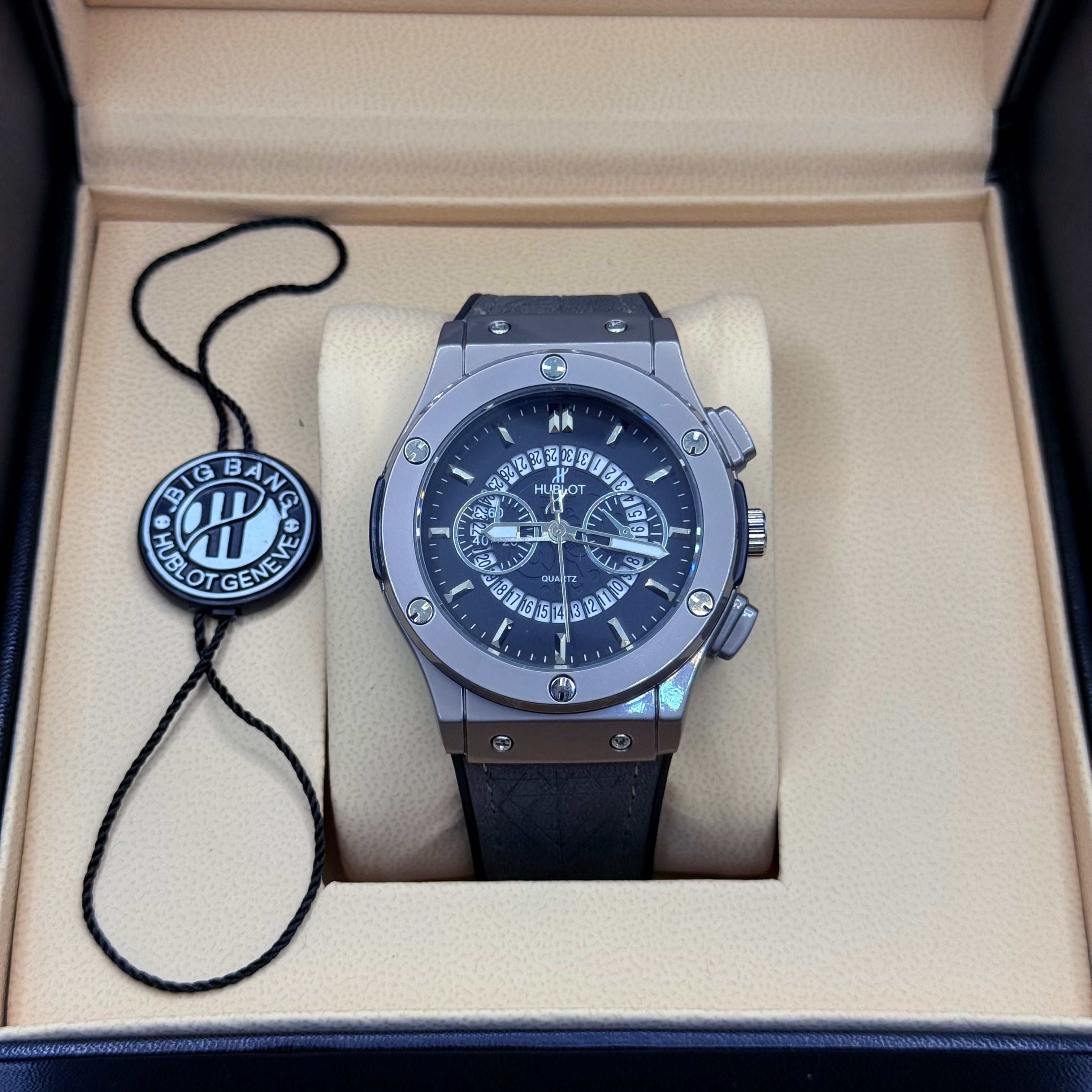 Hublot black scelton with gray strap