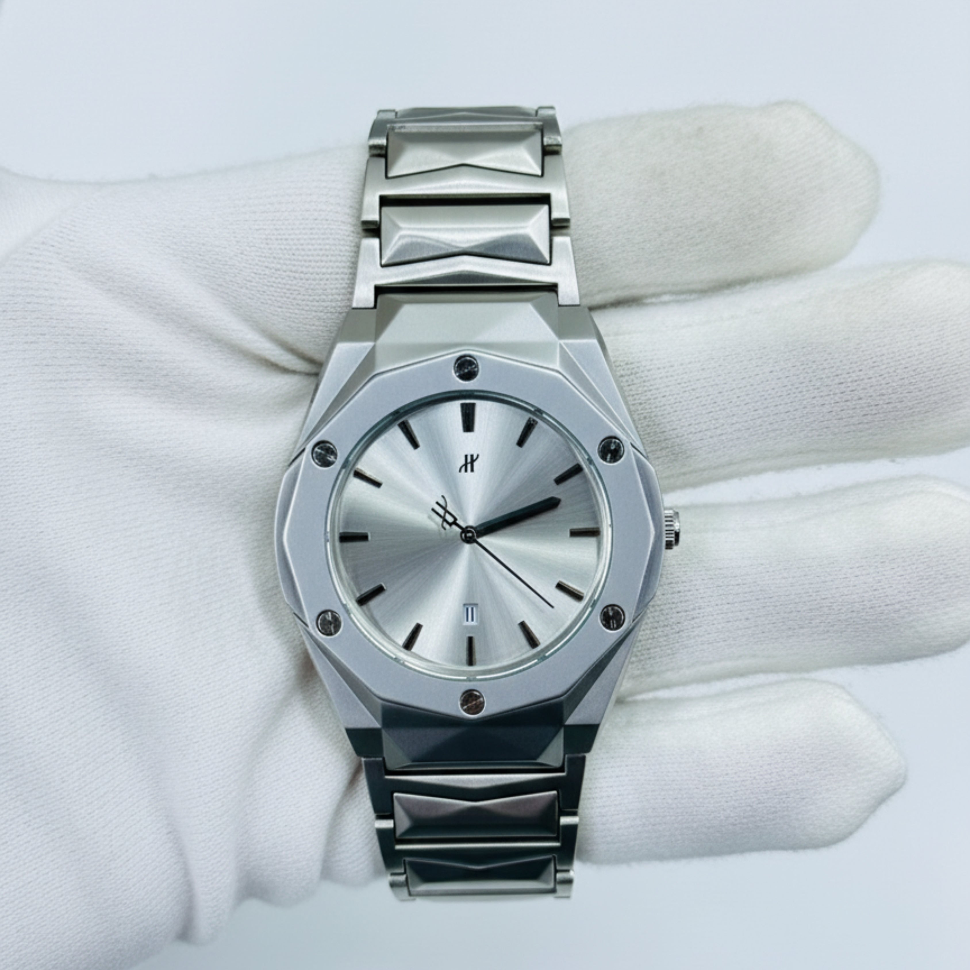 Hublot Silver Stainless Steel Watch with Silver Dial & Full Date Working