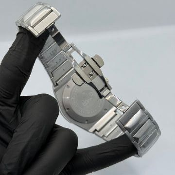 Hublot diamond cut brown dail